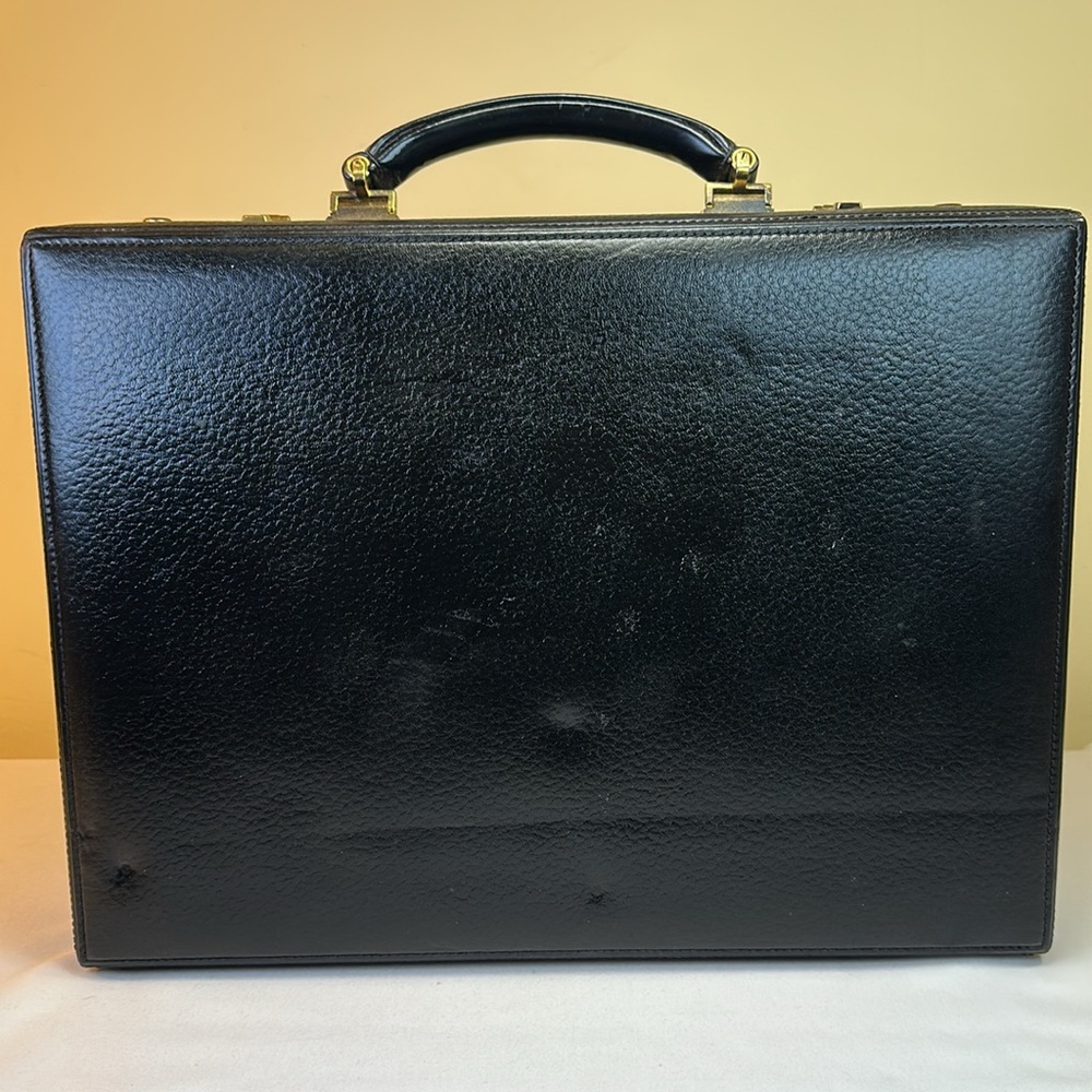 Fendi RARE Vintage Train Beauty Case Leather over wood padded Velour interior - Picture 16 of 17